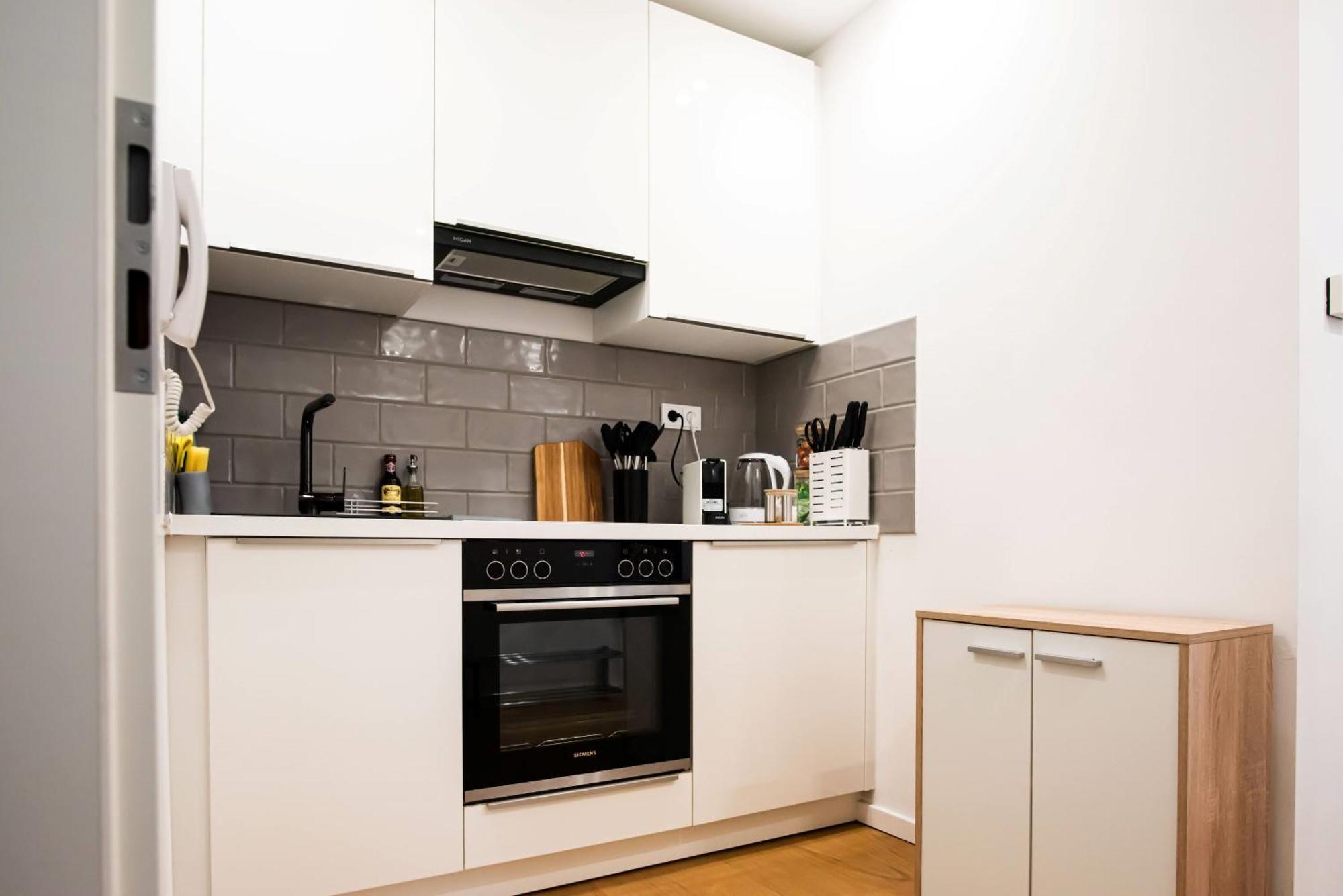 Zentral Gelegenes Apartment *